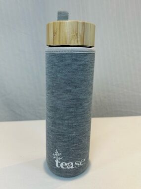 Tease 15oz NWOT Double Wall Glass Tea Tumbler w Stainless Infuser & Sleeve